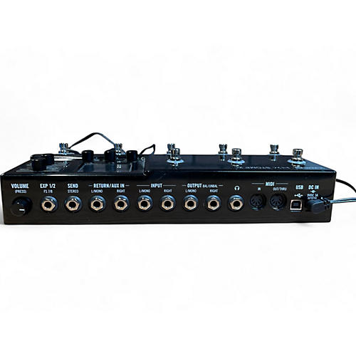 Used Line 6 HX Stomp XL Effect Processor - musicians--Friend