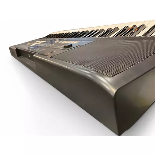 Used Yamaha PSRE333 61 Key Portable Keyboard - musicians--Friend