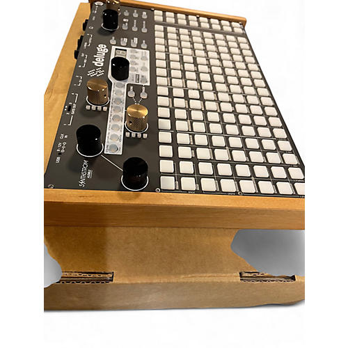 Used Synthstrom DELUGE DE-01 Production Controller - musicians--Friend