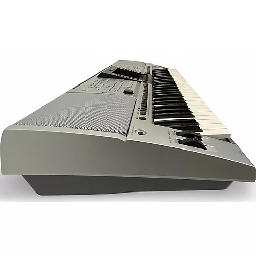 Used Yamaha PSR3000 61 Key Arranger Keyboard - musicians--Friend