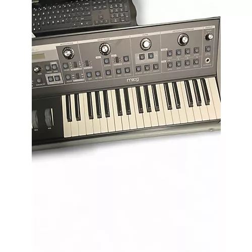 Used Moog LITTLE PHATTY Synthesizer - musicians--Friend