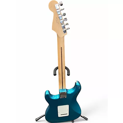 Used Fender Player Stratocaster Lake Placid Blue Solid Body Electric Guitar Lake Placid Blue - musicians--Friend