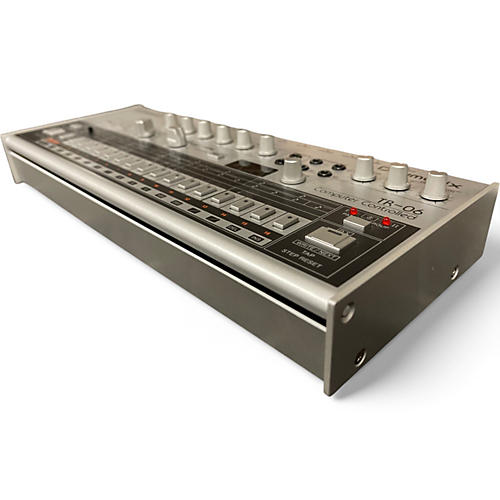 Used Roland TR-06  Drum Machine - musicians--Friend