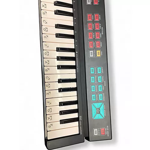 Used Yamaha PSS80 Portable Keyboard - musicians--Friend
