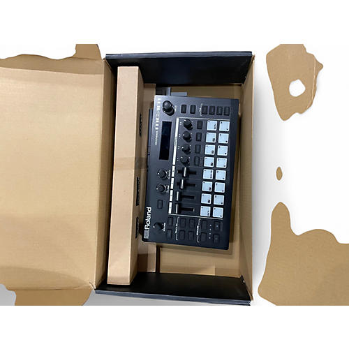 Used Roland MC-101 Production Controller - musicians--Friend