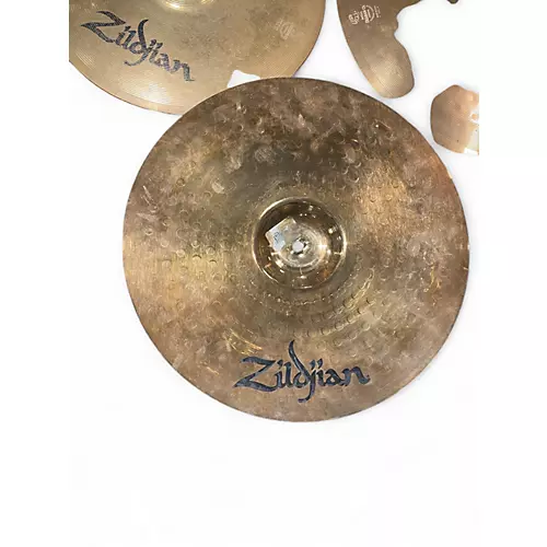 Used Zildjian 14in ZBT Crash Cymbal 33 - musicians--Friend