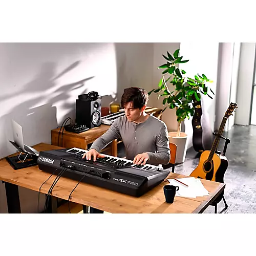 Yamaha PSR-SX720 61-Key Mid-Level Arranger Keyboard - musicians--Friend