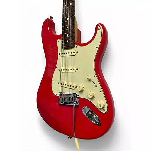 Used Fender American Standard Stratocaster Fiesta Red Solid Body Electric Guitar Fiesta Red - musicians--Friend