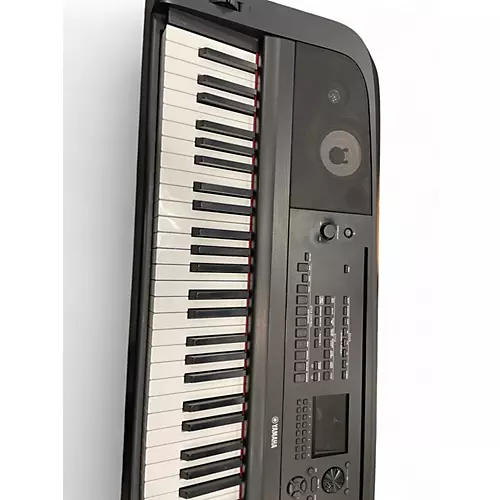 Used Yamaha DGX-670 Digital Piano - musicians--Friend