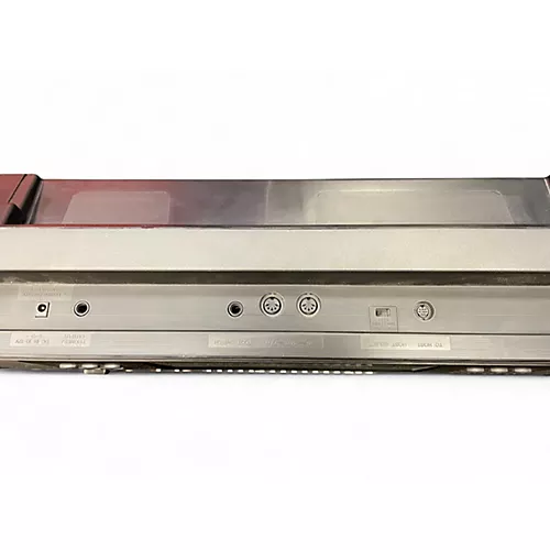 Used Yamaha PSR 550 Arranger Keyboard - musicians--Friend