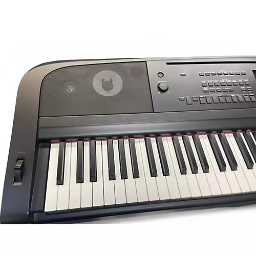 Used Yamaha dgx670 Digital Piano - musicians--Friend
