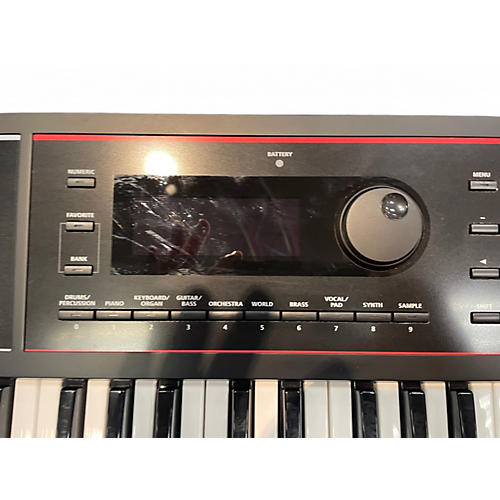 Used Roland JUNO  DS 61 Keyboard Workstation - musicians--Friend