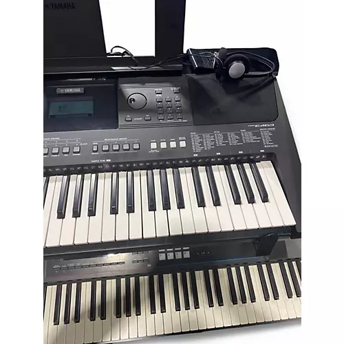 Used Yamaha PSRE463 61 key Portable Keyboard - musicians--Friend
