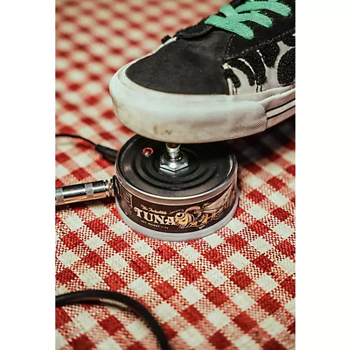 Beetronics FX Beetronics Tuna Fuzz Effects Pedal Silver - musicians--Friend