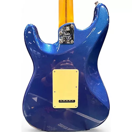 Used 2023 Fender American Ultra Stratocaster Metallic Blue Solid Body Electric Guitar Metallic Blue - musicians--Friend