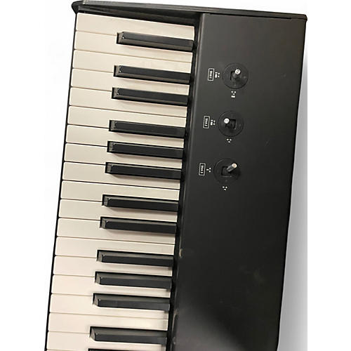 Used 2020s Studiologic SL 88 MIDI Controller - musicians--Friend