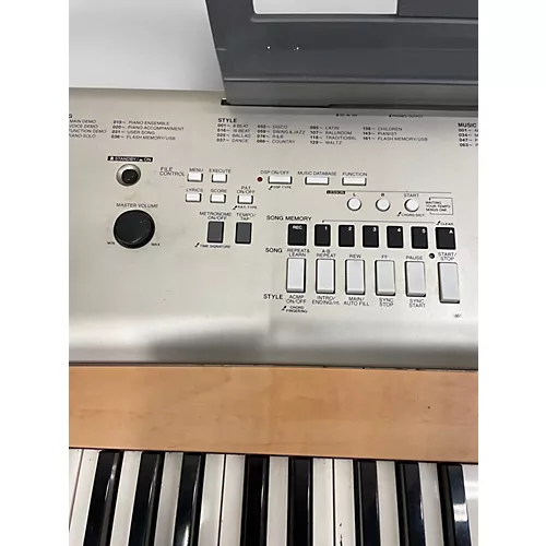 Used Yamaha YPG635 88 Key Digital Piano - musicians--Friend