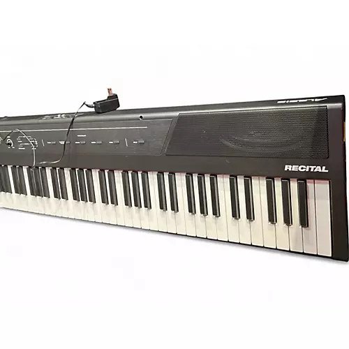 Used Alesis RECITAL Digital Piano - musicians--Friend