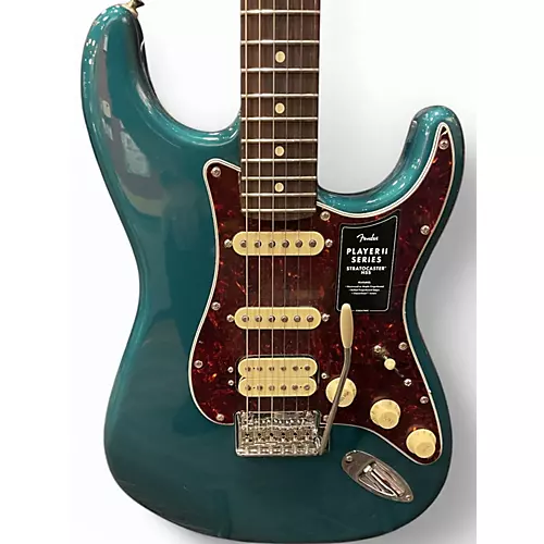 Used Fender Modern Player Stratocaster HSS Daphne Blue Solid Body Electric Guitar Daphne Blue - musicians--Friend