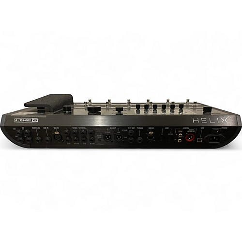 Used Line 6 Helix Effect Processor - musicians--Friend