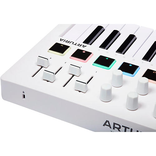 Arturia MiniLab 3 Hybrid Keyboard Controller Deep Black - musicians--Friend