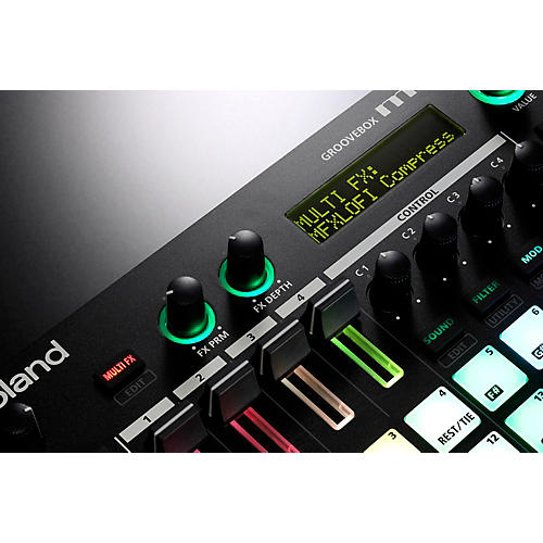 Roland MC-101 GROOVEBOX - musicians--Friend