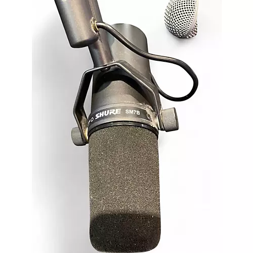 Used Shure SM7B Dynamic Microphone - musicians--Friend