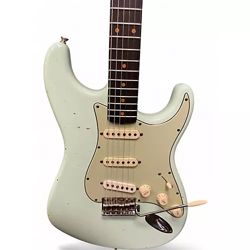 Used 2021 Fender Limited Edition 60's Journeyman Stratocaster Surf Green Solid Body Electric Guitar Surf Green - musicians--Friend