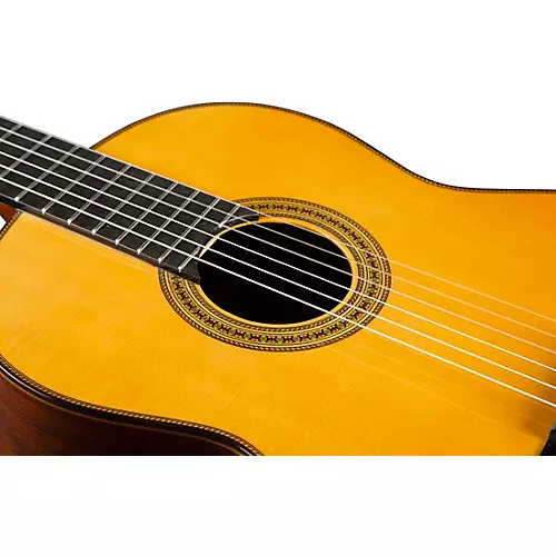 Yamaha GC42 Handcrafted Classical Guitar Spruce - musicians--Friend