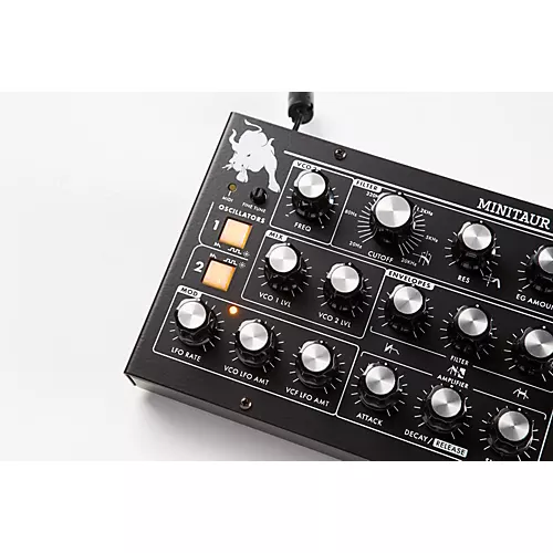 Moog Minitaur Bass Synthesizer - musicians--Friend