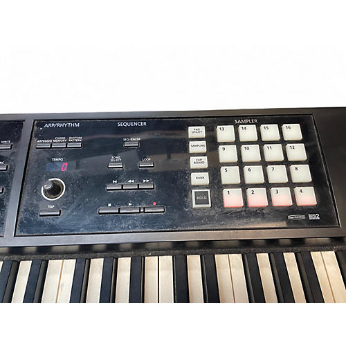 Used Roland Fantom 08 Keyboard Workstation - musicians--Friend
