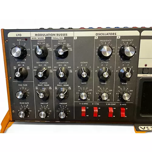 Used Moog Minimoog Voyager Synthesizer - musicians--Friend