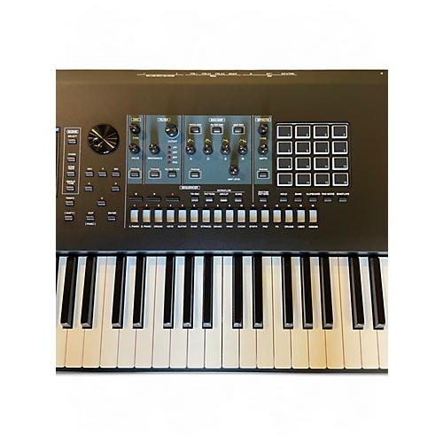 Used Roland Fantom 8 Keyboard Workstation