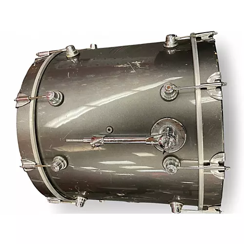 Used DW 22in performance bass drum grY Drum grY 42
