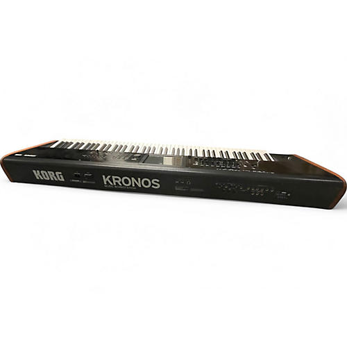 Used Korg  KRONOS 2 Keyboard Workstation