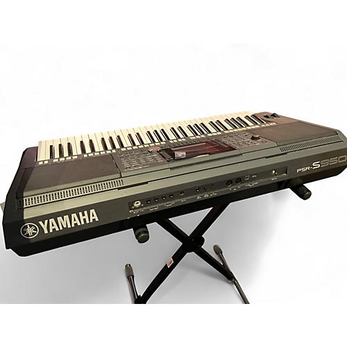 Used Yamaha PSR S950 Keyboard Workstation