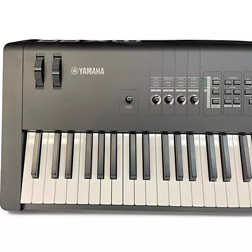 Used Yamaha MX88 Synthesizer