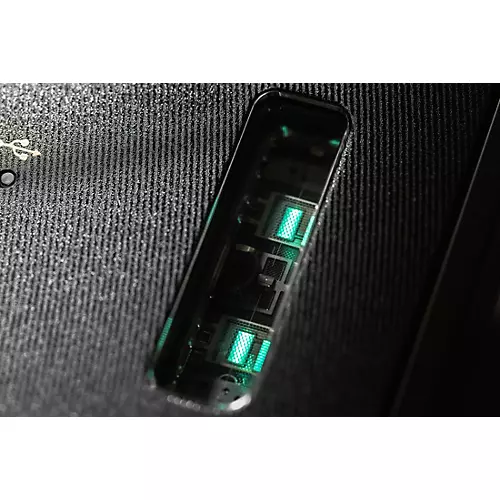 KORG handytraxx 1bit High-Resolution Portable Record Player with NuTube Black/Gold