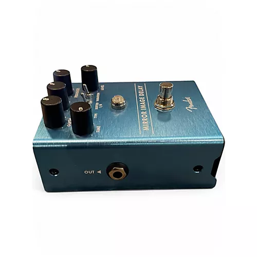 Used Fender mirror image delay Effect Pedal