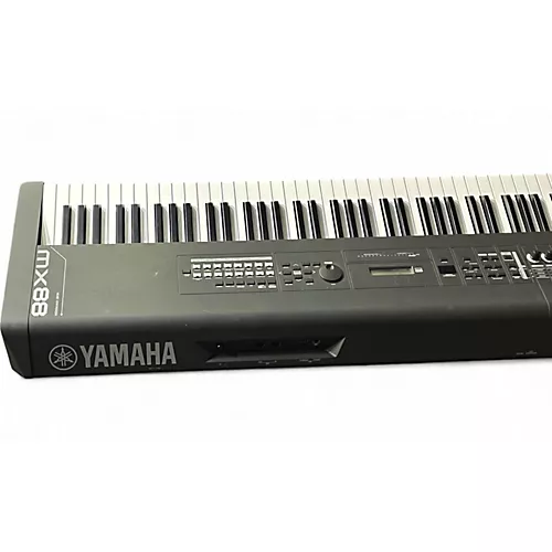 Used Yamaha MX88 Synthesizer