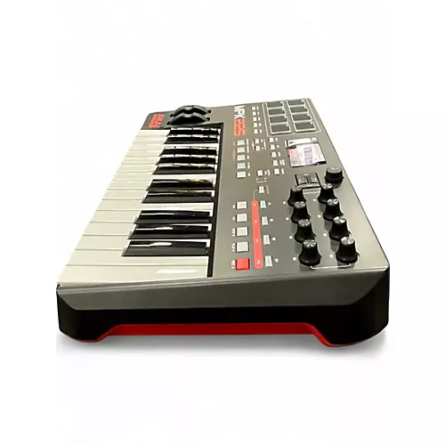 Used Akai Professional MPK225 25-Key MIDI Controller