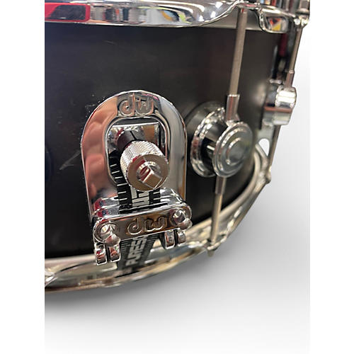 Used DW 6.5X14 Collector's Series Snare Black Drum Black 15