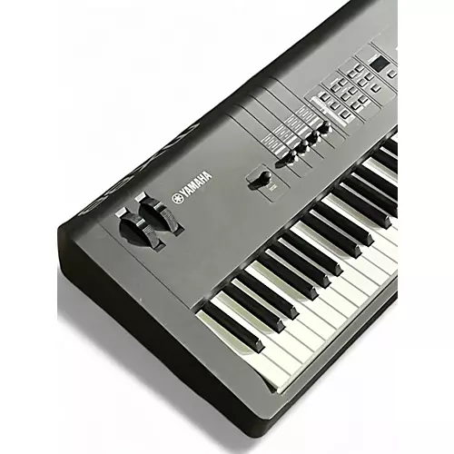 Used Yamaha MX88 Synthesizer