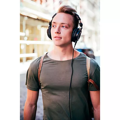 Audio-Technica ATH-M50x Closed-Back Studio Monitoring Headphones Black