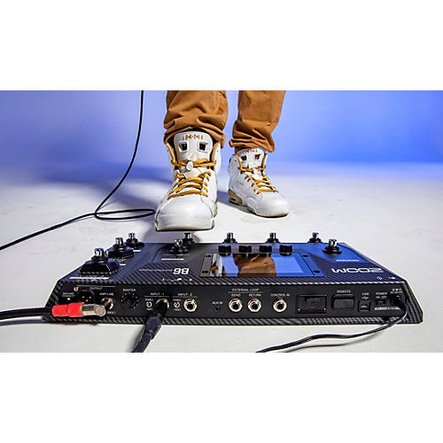 Zoom B6 Multi-Effects Processor for Bass Black