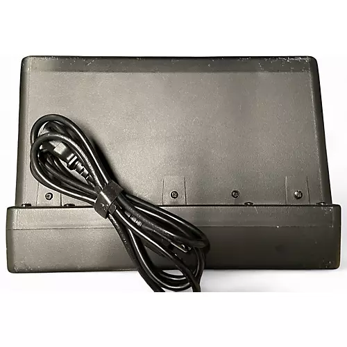 Used Behringer europower pmp1680s Powered Mixer