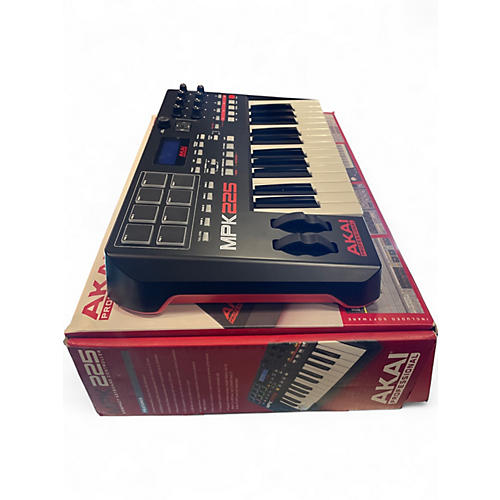 Used Akai Professional MPK225 25-Key MIDI Controller