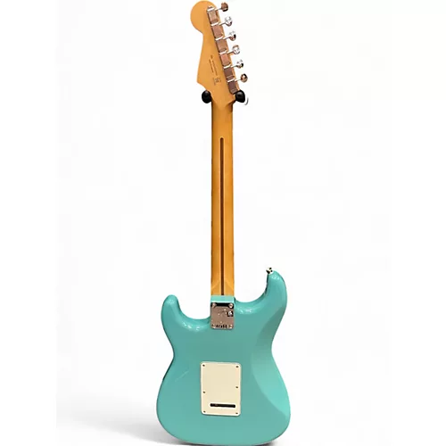 Used 2024 Fender Player II Stratocaster hss Aquatone Blue Solid Body Electric Guitar Aquatone Blue