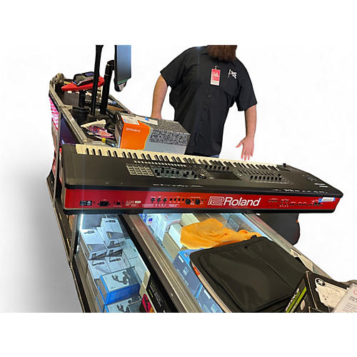 Used Roland fantom 8 Keyboard Workstation