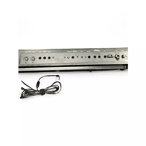 Used Roland FA06 Arranger Keyboard